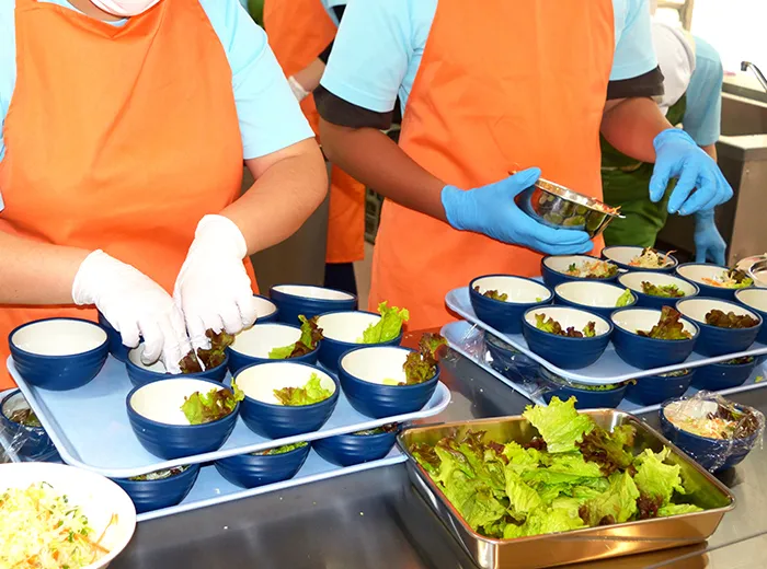 学食内厨房業務写真3